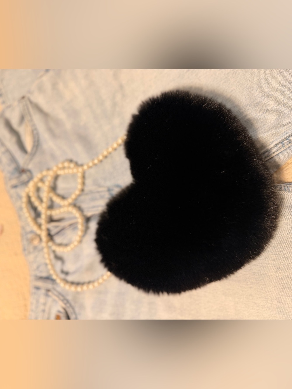 Black Heart Faux Fur Crossbody Bag with Pearl Chain